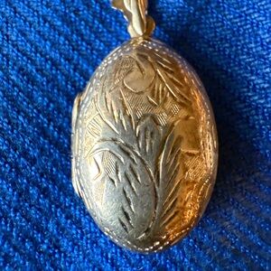 Elegant 925 Sterling Locket Pendant